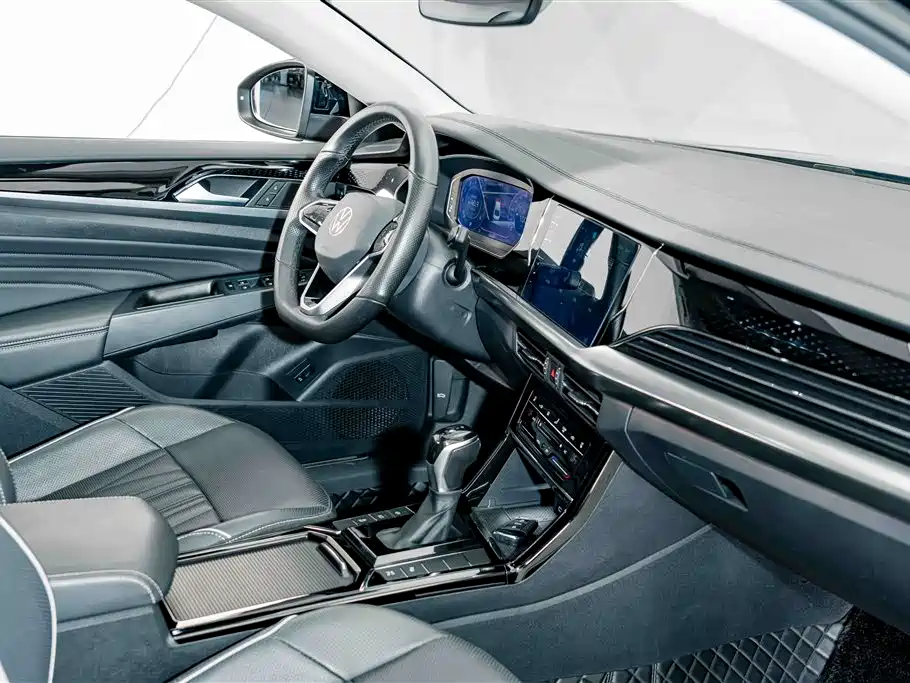 Volkswagen Passat 2023 — фото 18