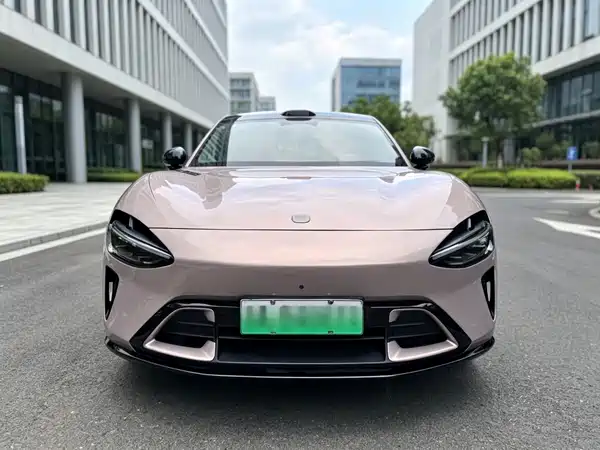 Xiaomi YU7 2025