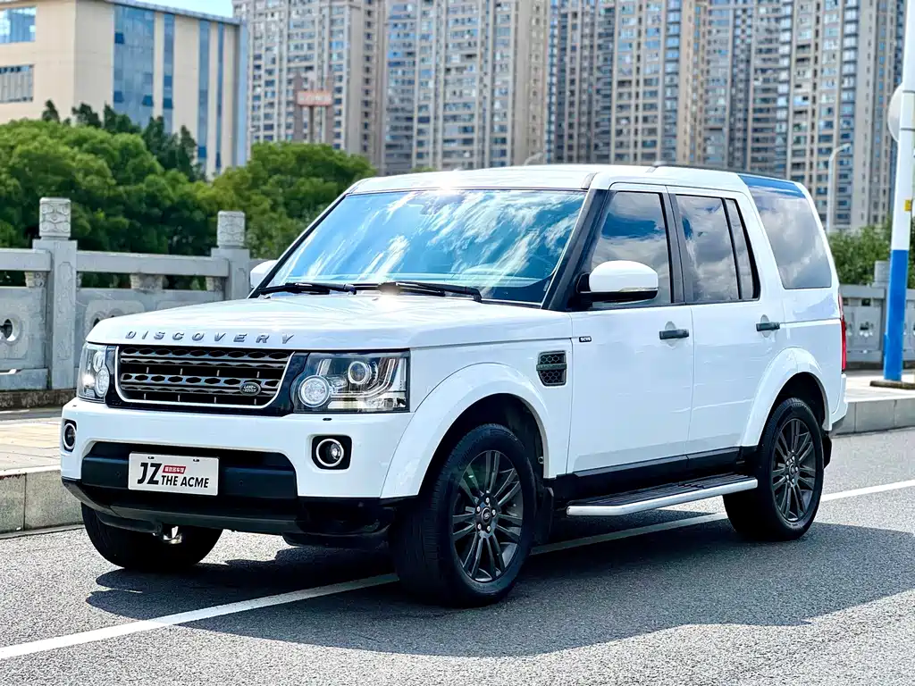 Land Rover Discovery 2017 — фото 1
