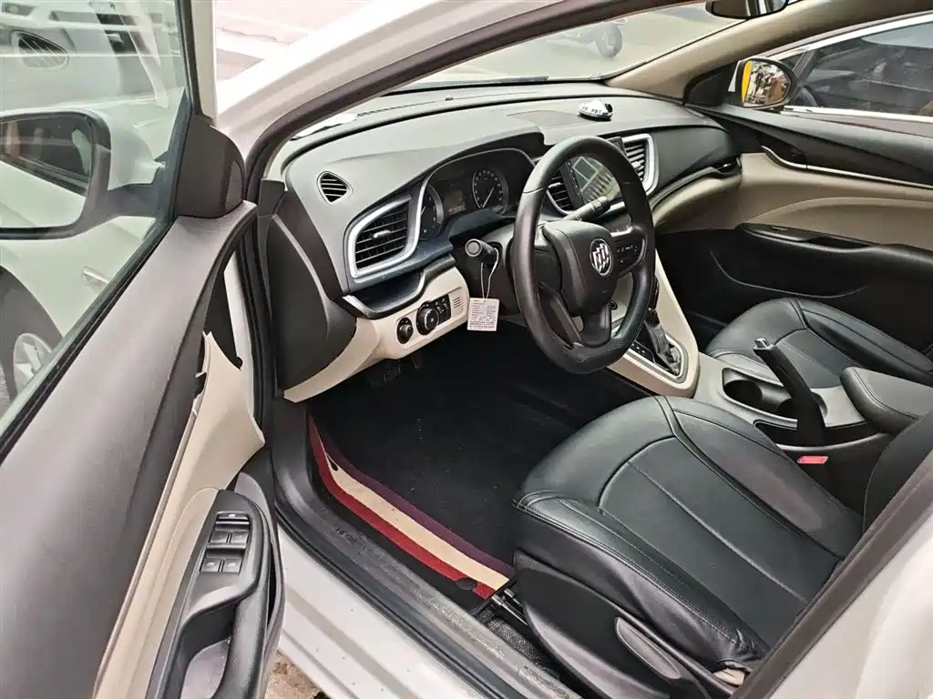 Buick Excelle 2019 — фото 16