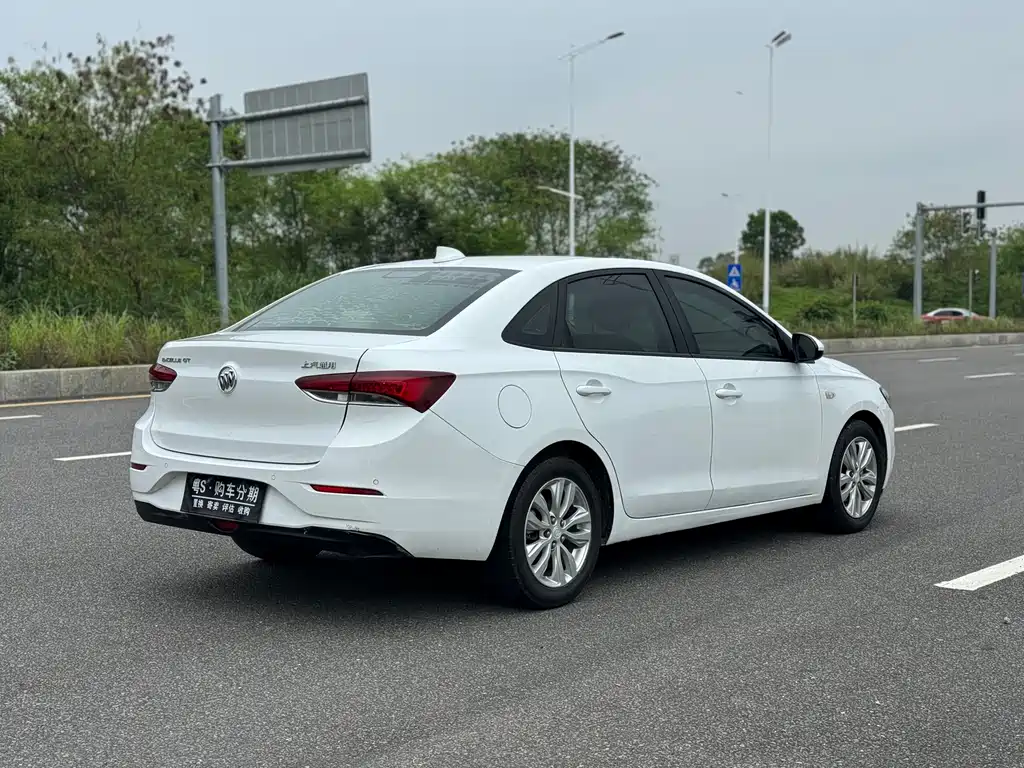 Buick Excelle 2019 — фото 21