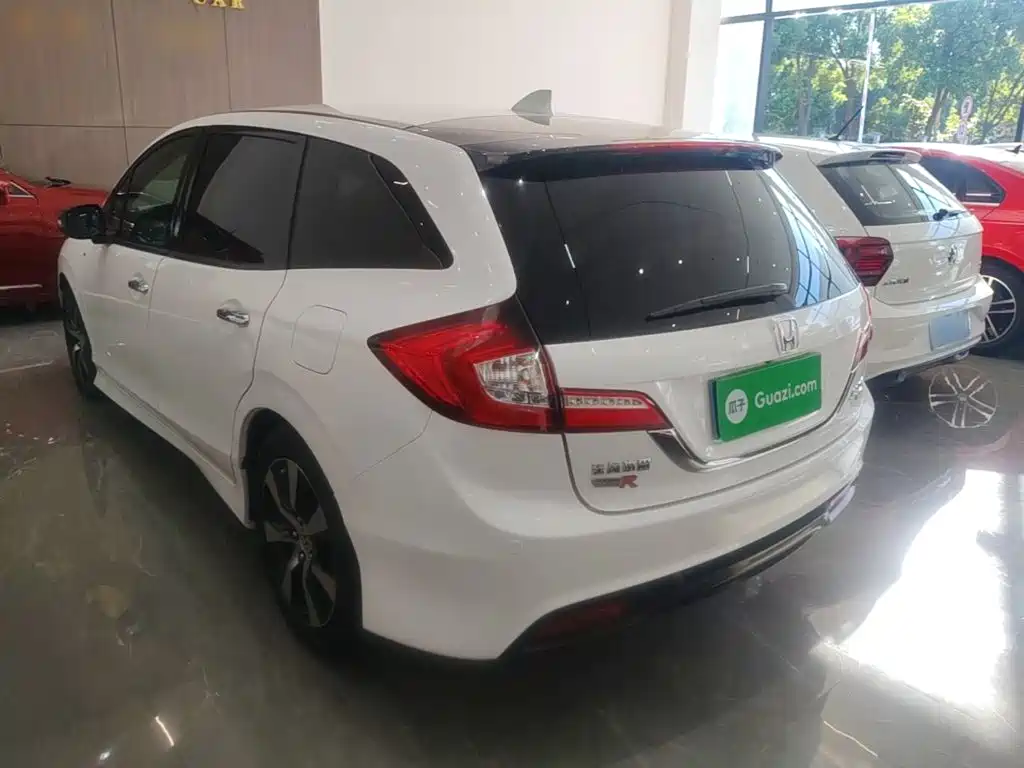 Honda Jade 2016 — фото 5
