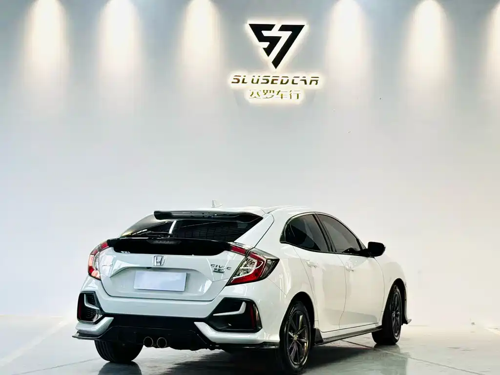Honda Civic 2021 — фото 9