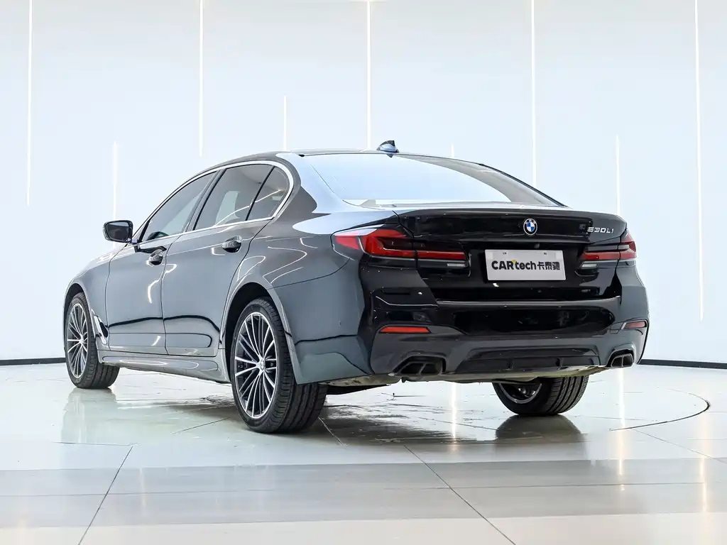 BMW 5 Series 2023