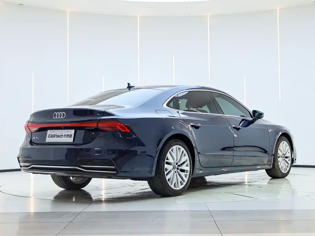 Audi A7L 2024 — фото 7