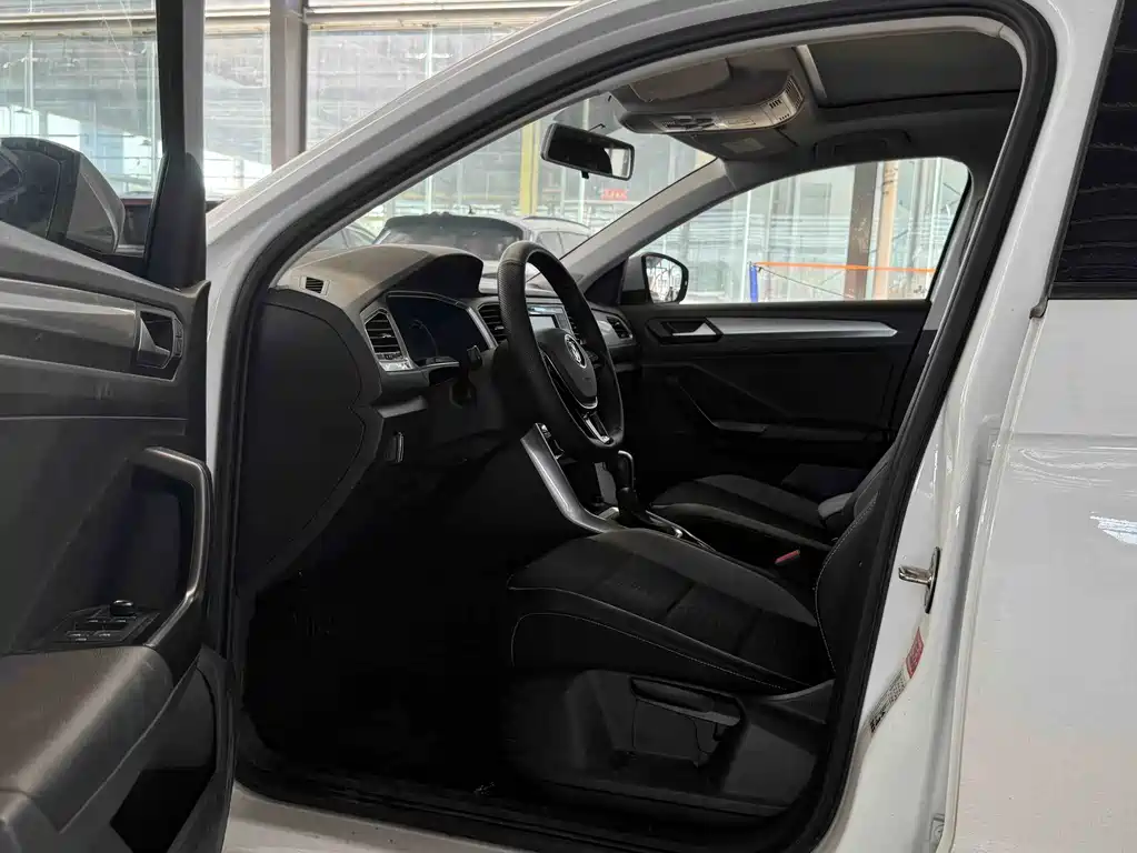Volkswagen T-Roc 2020