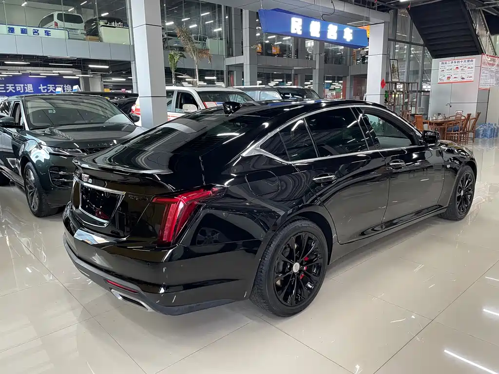 Cadillac CT5 2023 — фото 13
