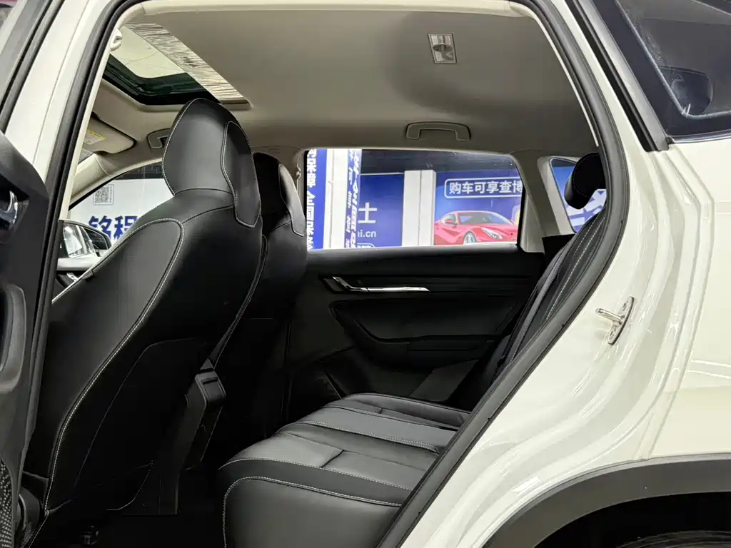 Skoda Octavia 2022 — фото 18