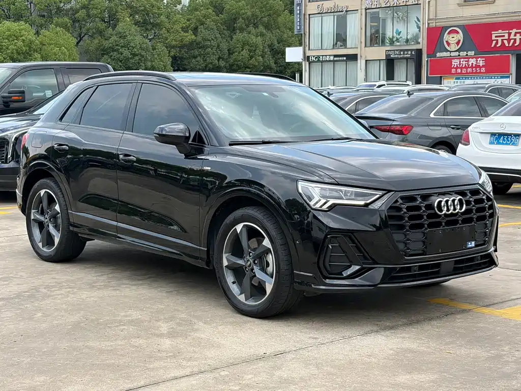 Audi Q3 2022