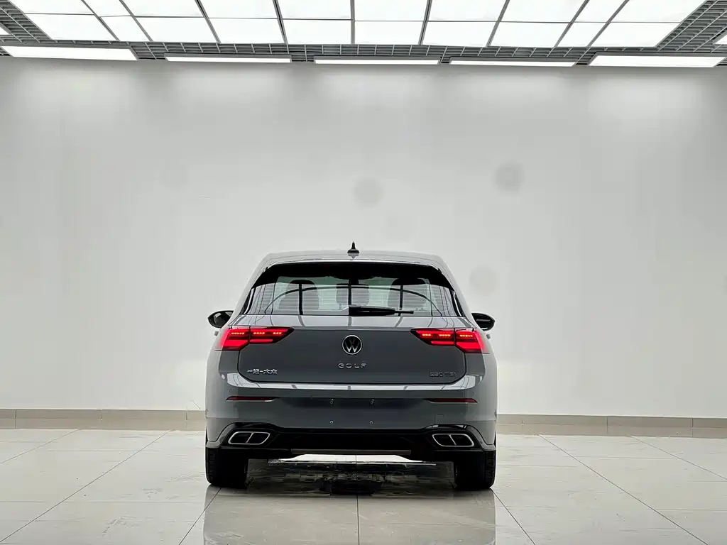 Volkswagen Golf 2022