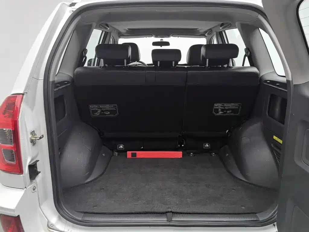 Chery Tiggo 3 2015 — фото 16