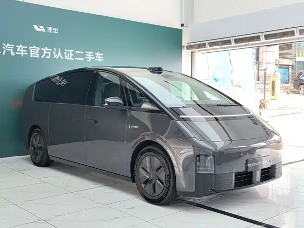 Li Auto MEGA 2024