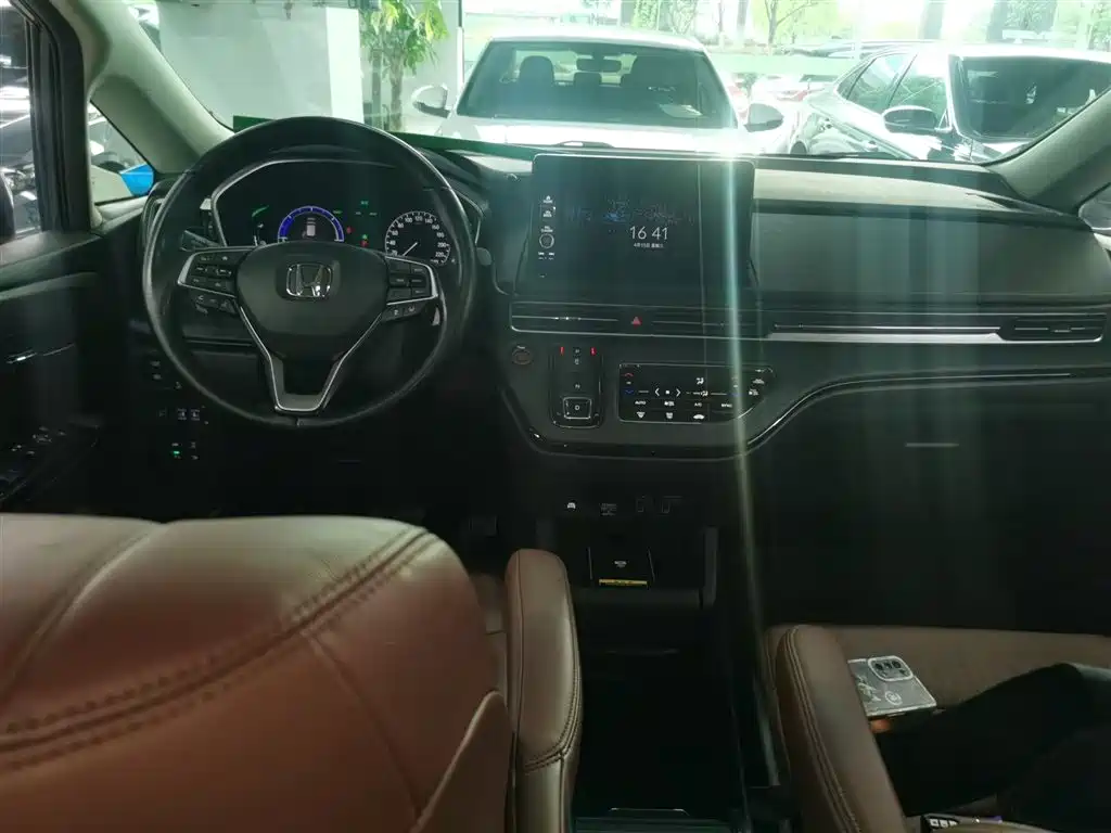 Honda Odyssey 2022 — фото 10