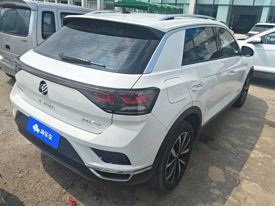 Volkswagen T-Roc 2024