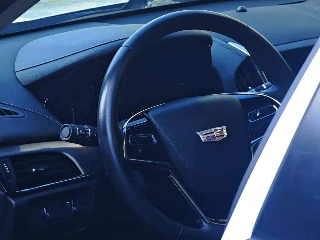 Cadillac ATS-L 2017 — фото 11