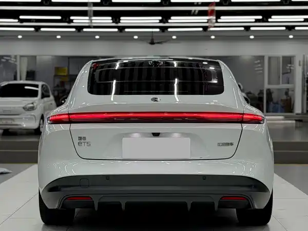 NIO ET5 2023