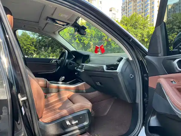 BMW X5 2021