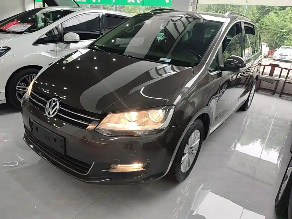 Volkswagen Sharan 2016 — фото 1