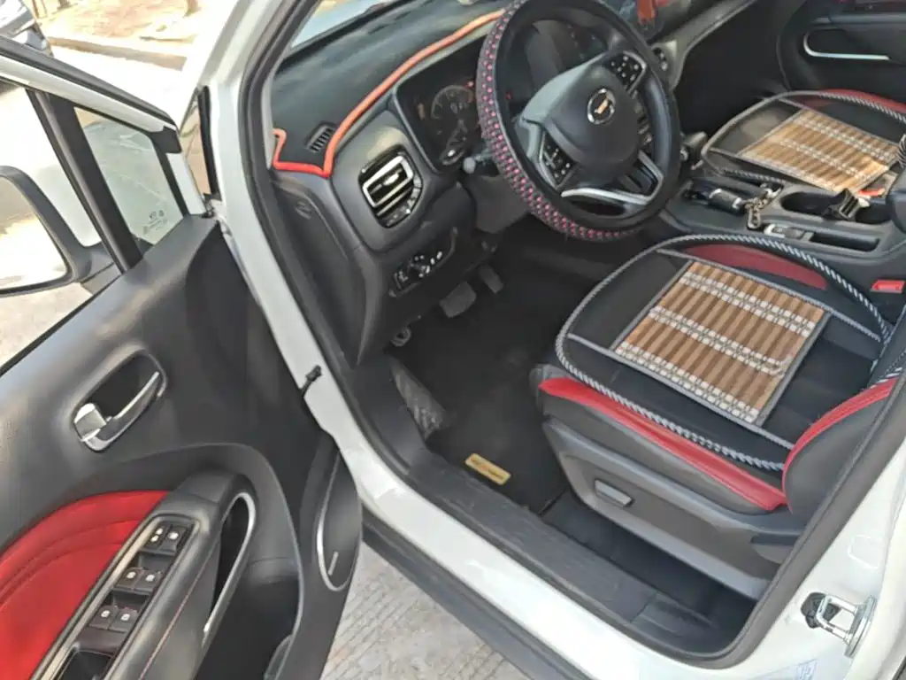 GAC Trumpchi GS3 2022 — фото 16