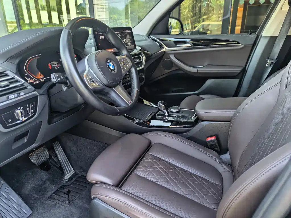 BMW X3 2024 — фото 9