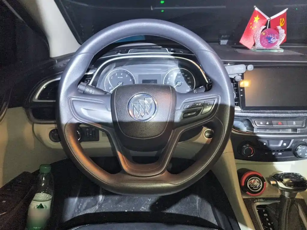 Buick Excelle 2019 — фото 11