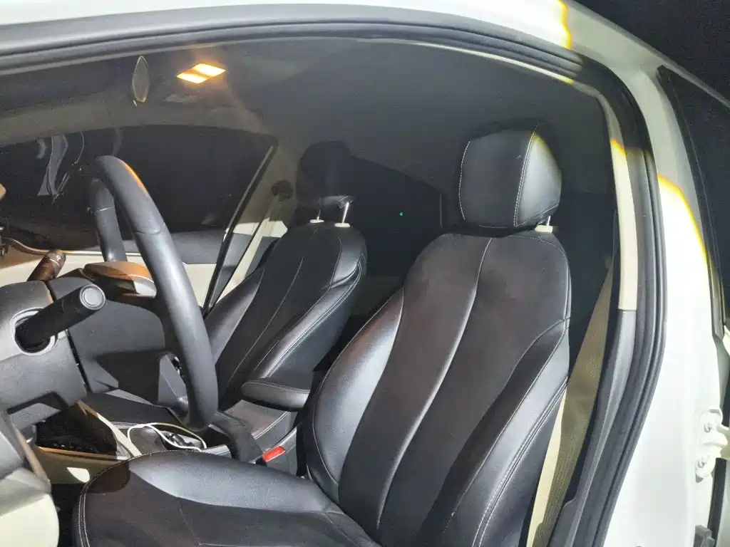 Buick Excelle 2019 — фото 16