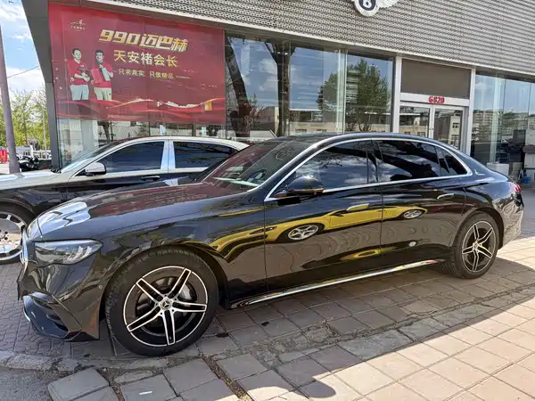 Mercedes-Benz E-Class 2024