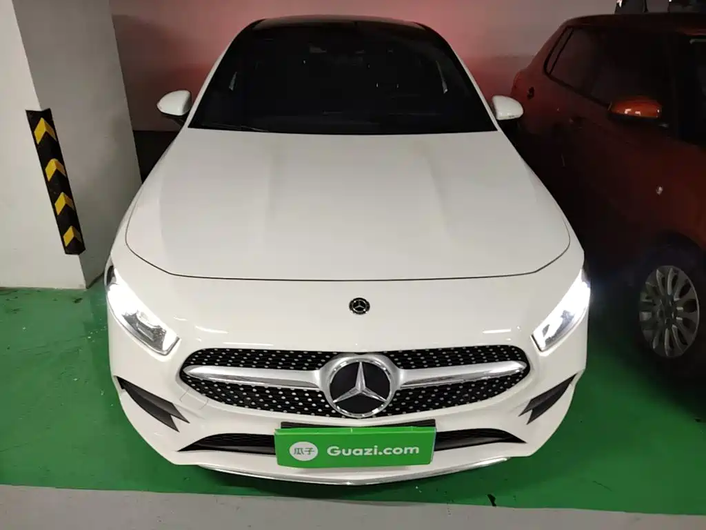 Mercedes-Benz A-Class 2019 — фото 3
