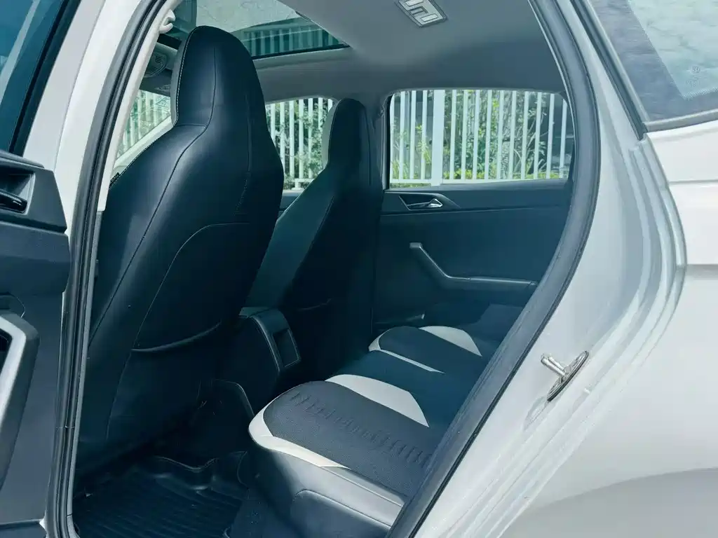 Volkswagen Polo 2022