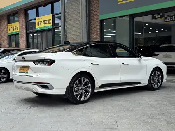 Ford Mondeo 2023