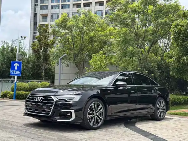 Audi A6L 2022
