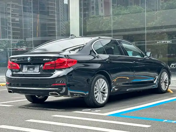 BMW 5 Series 2020