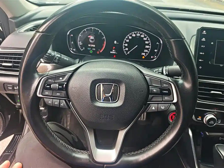 Honda Accord 2022 — фото 15