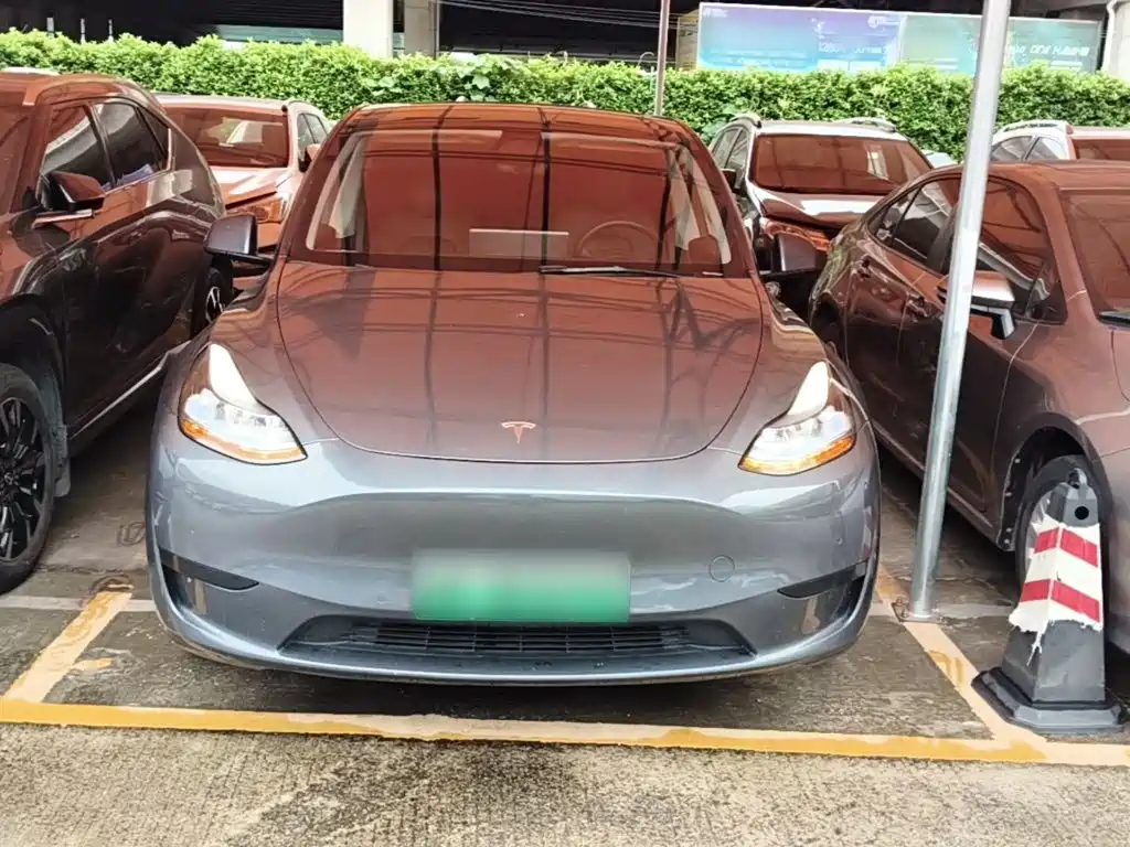 Tesla Model Y 2022 — фото 3