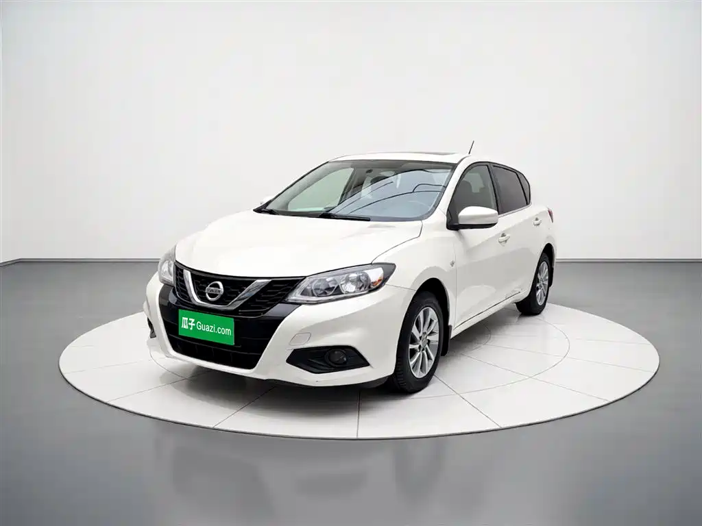 Nissan Tiida 2018 — фото 1