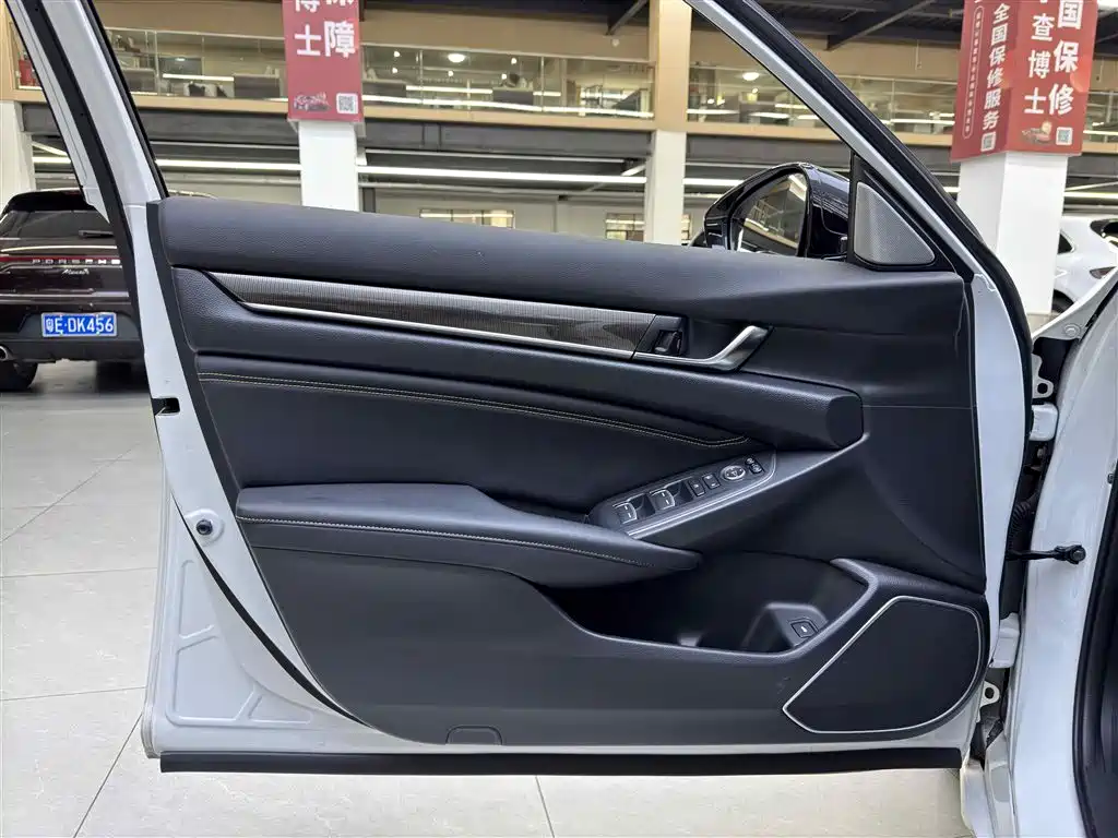 Honda Accord 2021 — фото 14