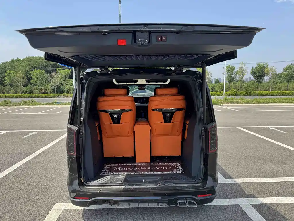 Mercedes-Benz Vito 2024 — фото 13