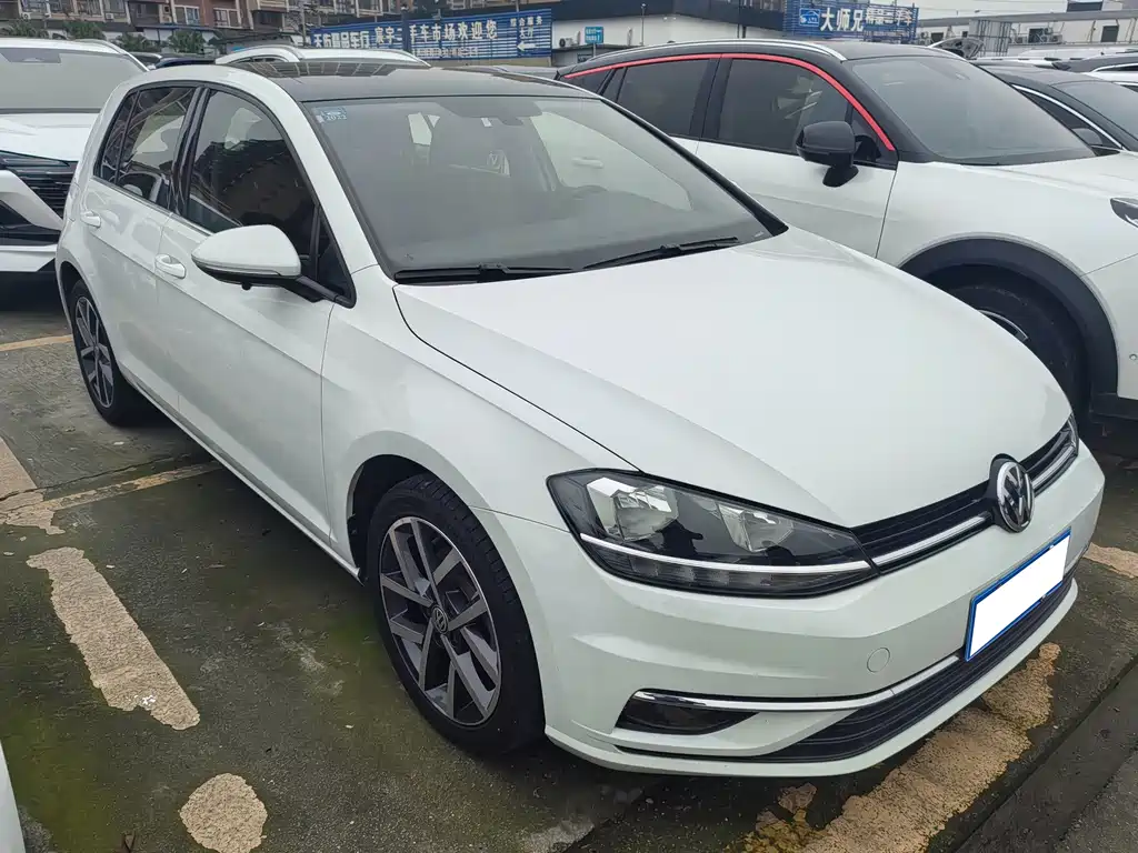 Volkswagen Golf 2020