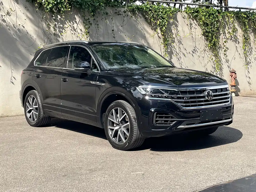 Volkswagen Touareg 2021 — фото 3