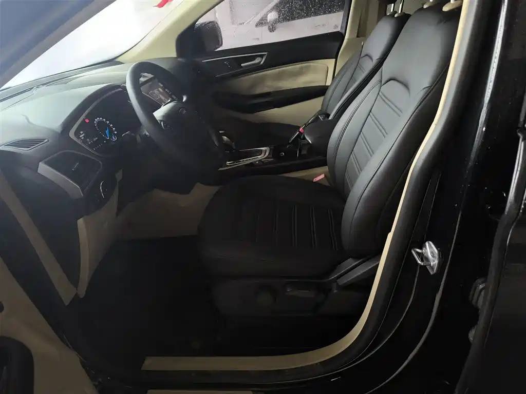 Ford Edge 2015 — фото 15