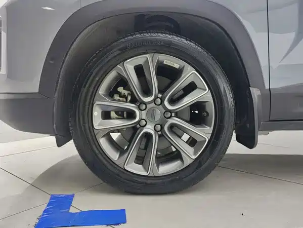 Geely ICON 2021
