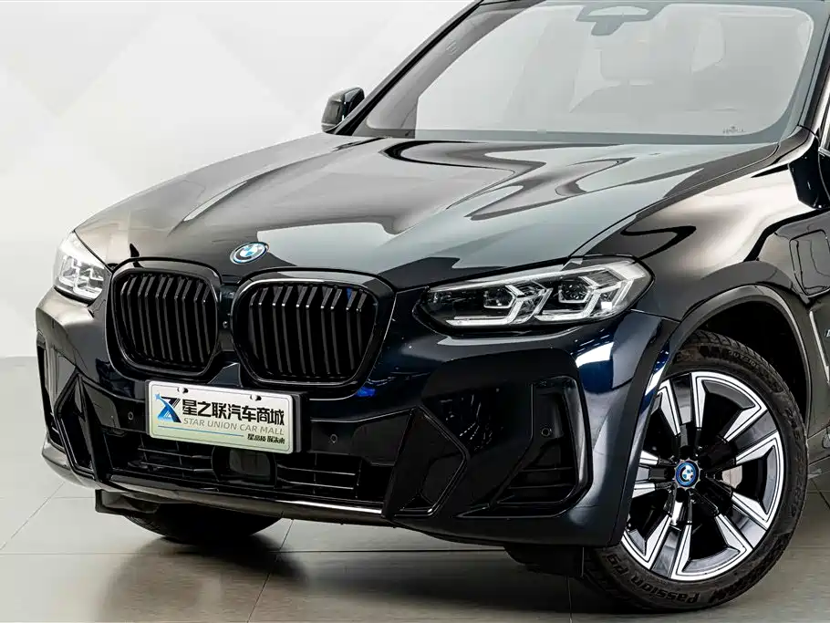 BMW iX3 2024 — фото 2