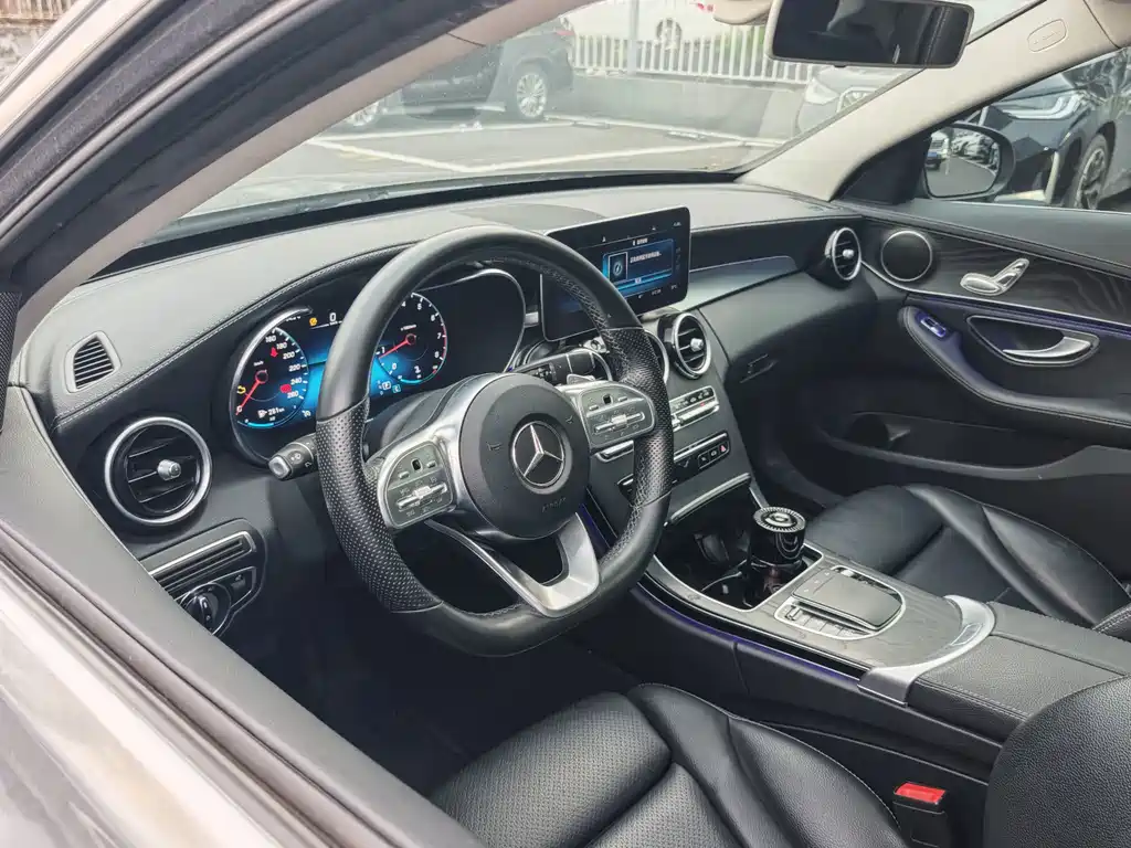 Mercedes-Benz C-Class 2020 — фото 9
