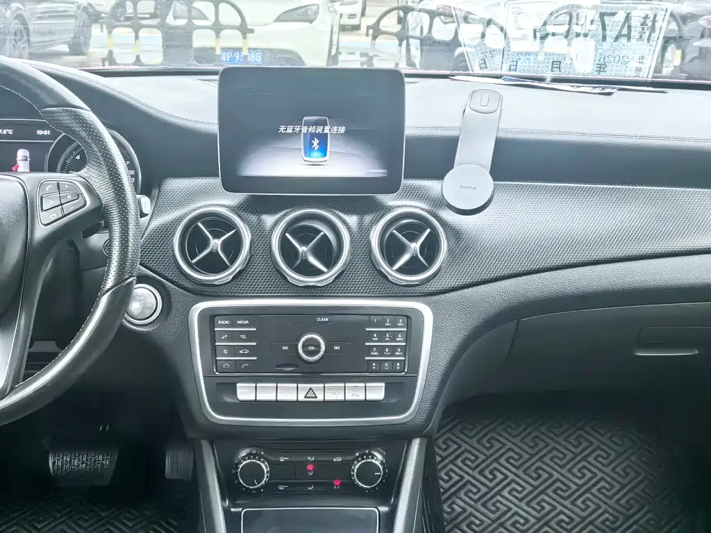 Mercedes-Benz GLA 2019 — фото 6