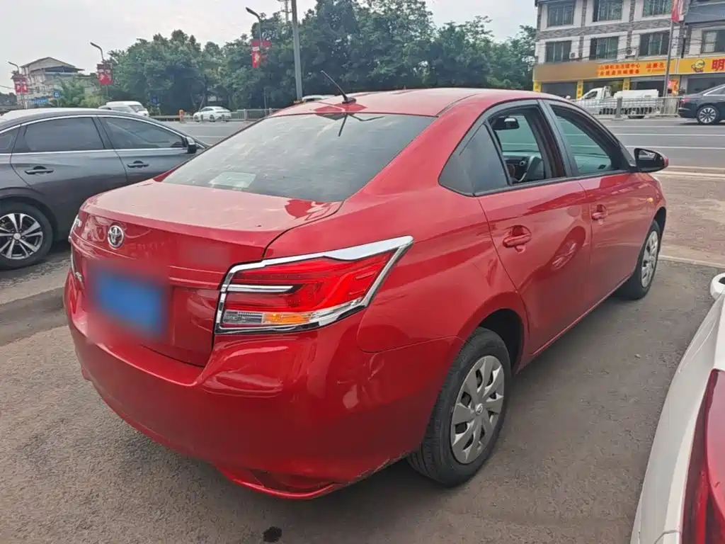 Toyota Vios 2017 — фото 7