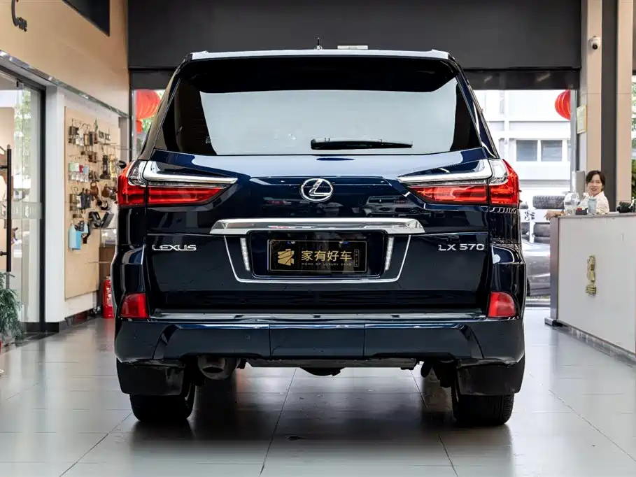Lexus LX 2019 — фото 5
