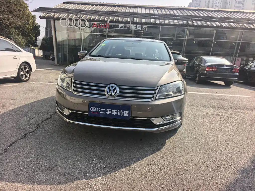 Volkswagen Magotan 2016