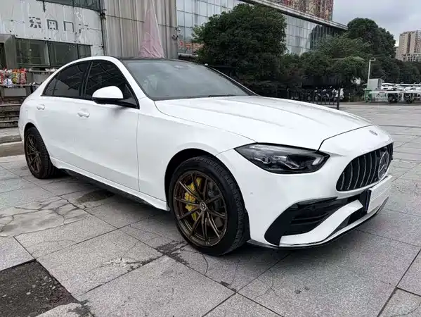 Mercedes-Benz C-Class 2024