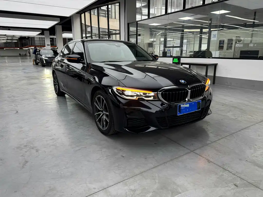 BMW 3 Series 2020