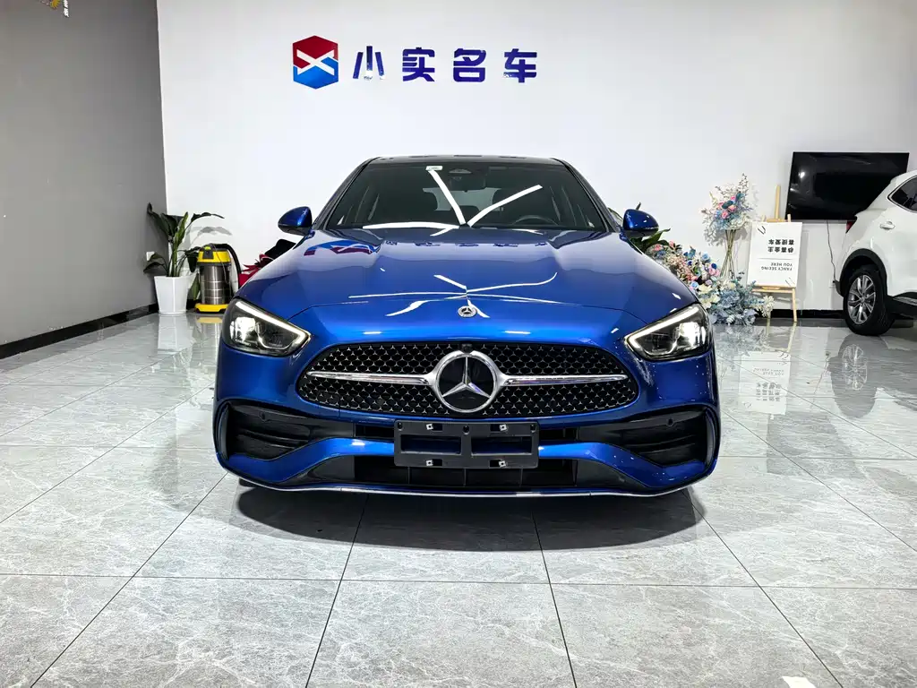 Mercedes-Benz C-Class 2022